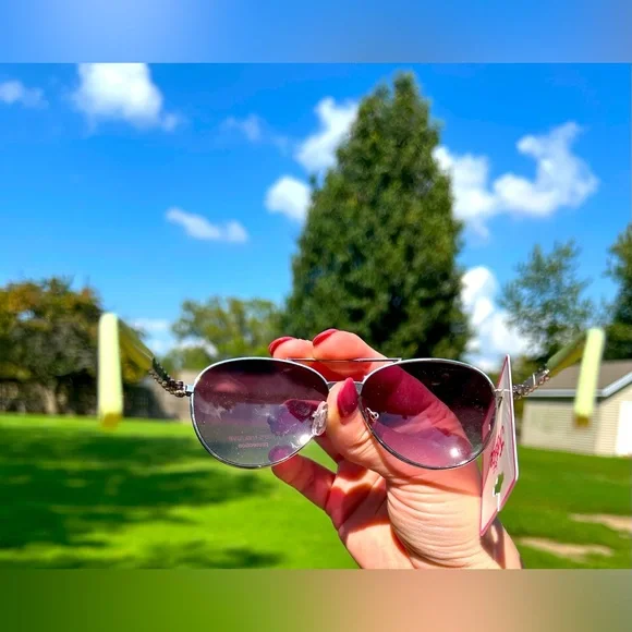 Hello Kitty Pink Crossbody Bundle - Picture 12 of 15